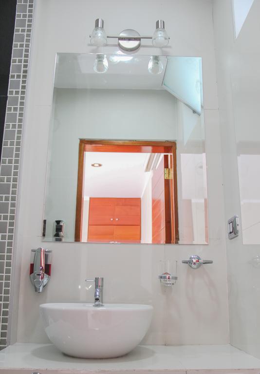 Bora Hotel Iquitos Habitación foto